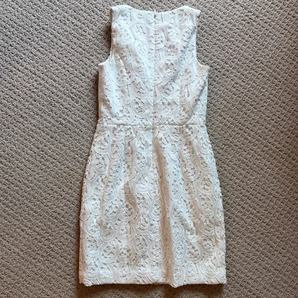 Vineyard Vines Limited Edition White Kentucky Derby Lace Shift Dress - Picture 3 of 3